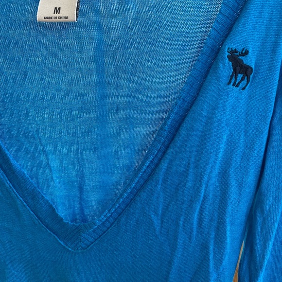 A&F sweater size medium - Picture 5 of 11